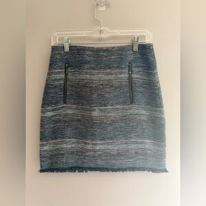 Loft Tweed Fringe Hem Skirt Women’s SZ 4 Blue Multicolor Pencil Front Zipper